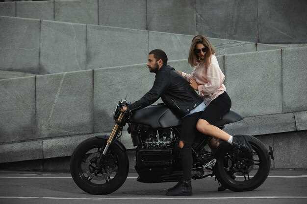 Influential Icons and Their Impact on Motorcycle Fashion Choices